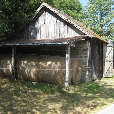 D'hotes Villaine Bed & Breakfast Verneix